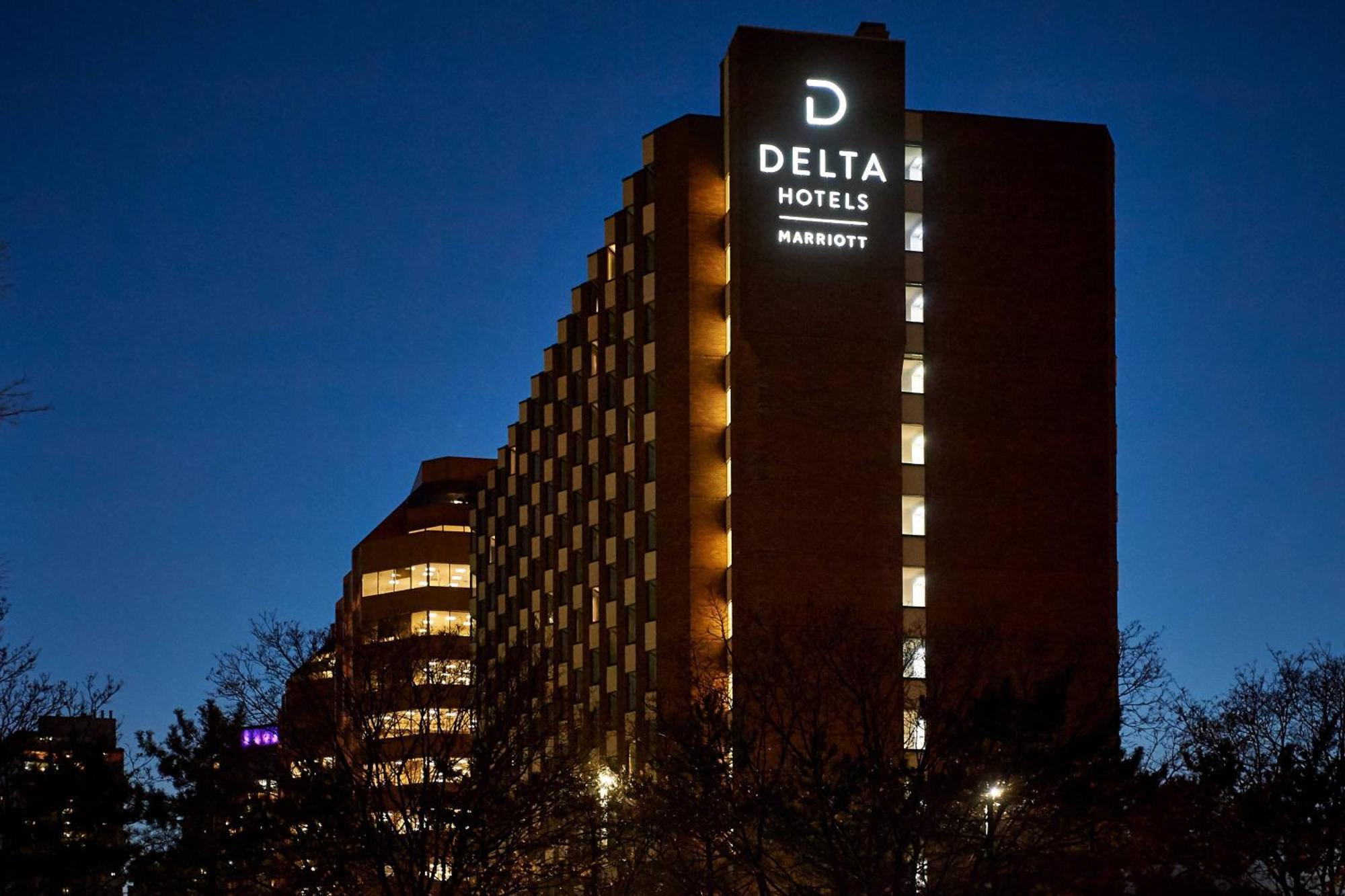 Delta Hotels By Marriott Toronto Місісаґа Екстер'єр фото