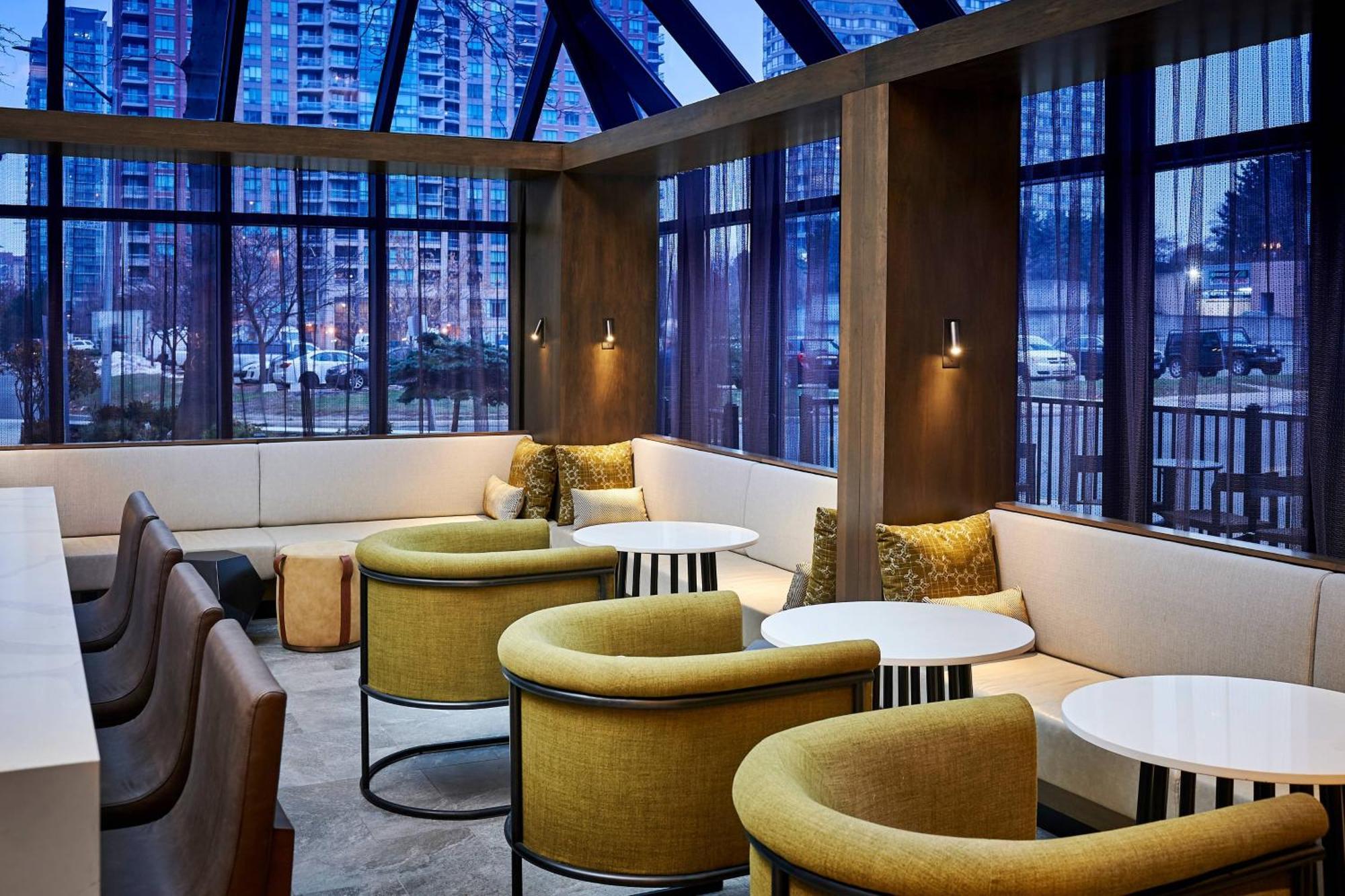Delta Hotels By Marriott Toronto Місісаґа Екстер'єр фото